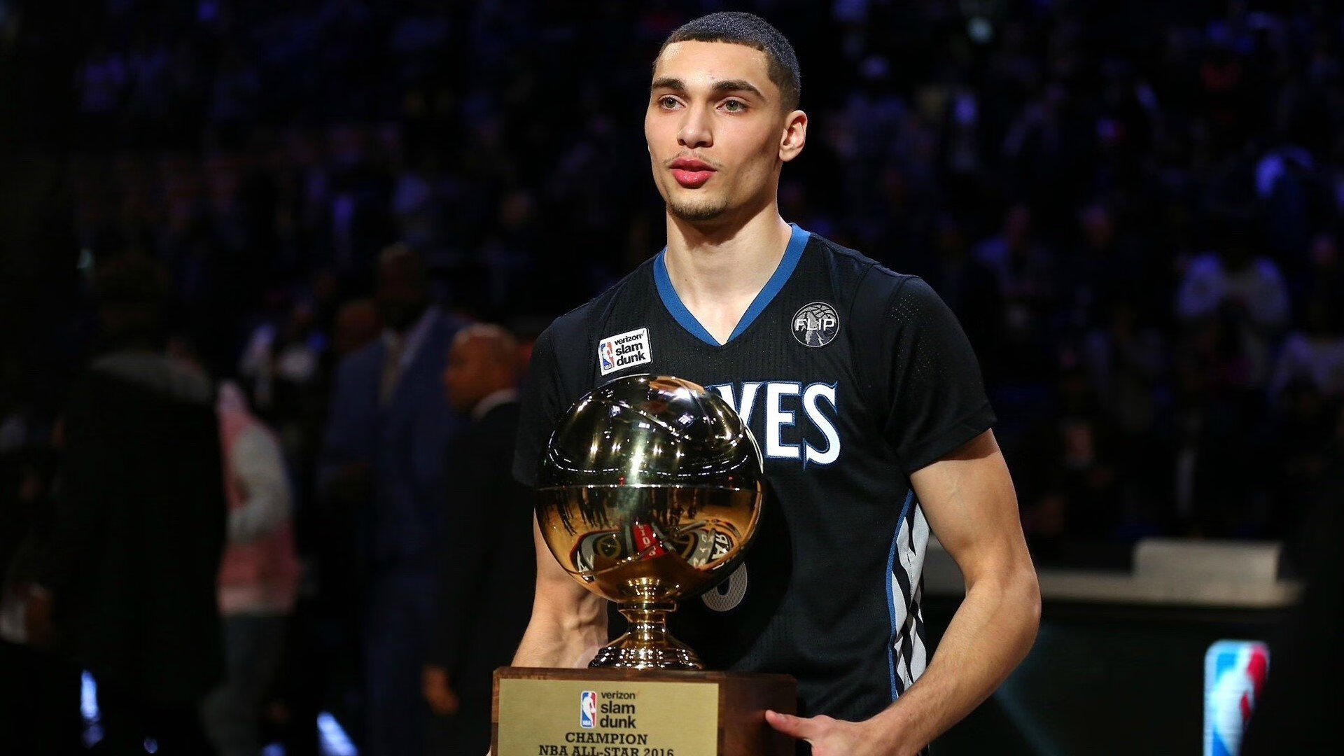 体育品牌竞争升级